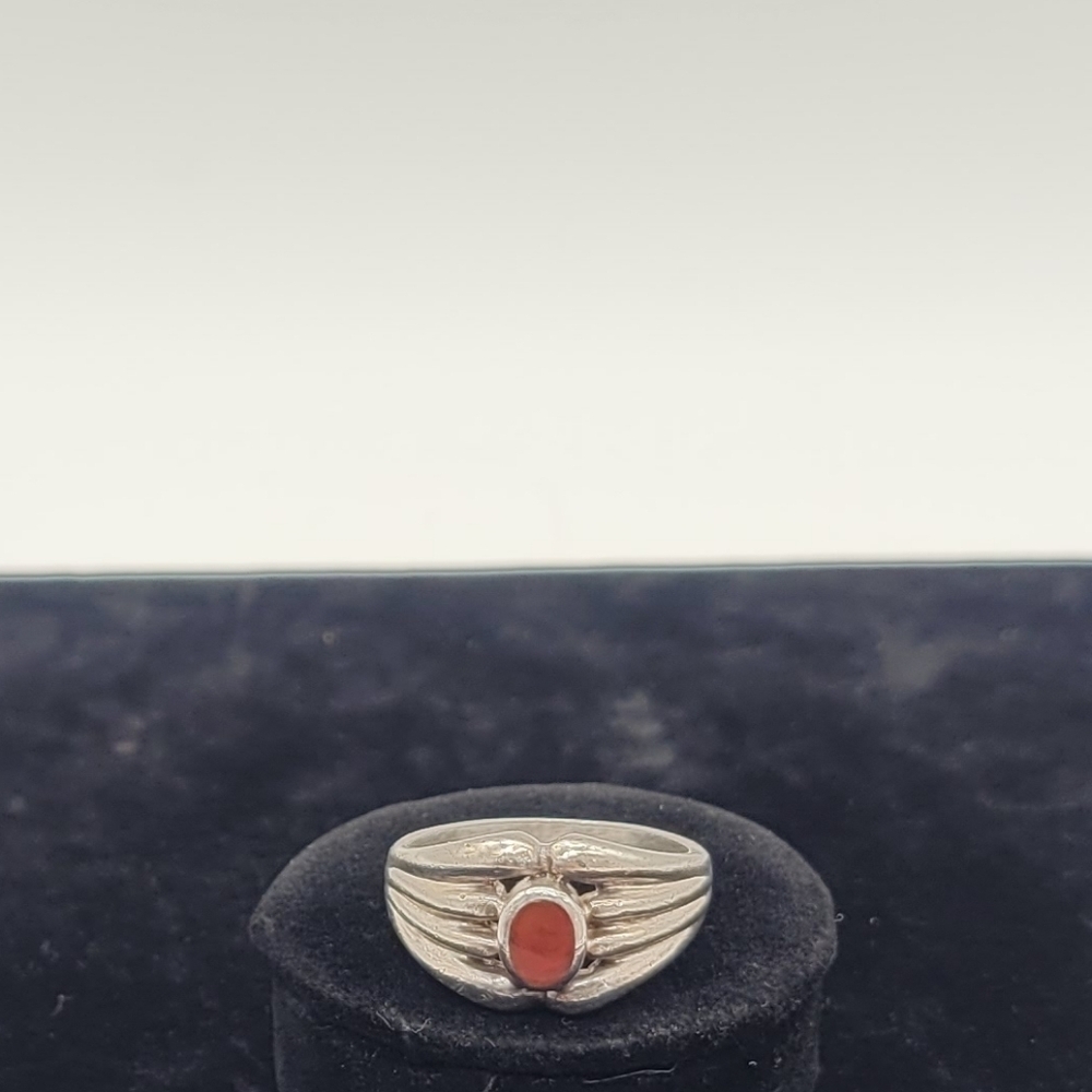 Sterling Silver Vintage Aztec Style Ring Size 8